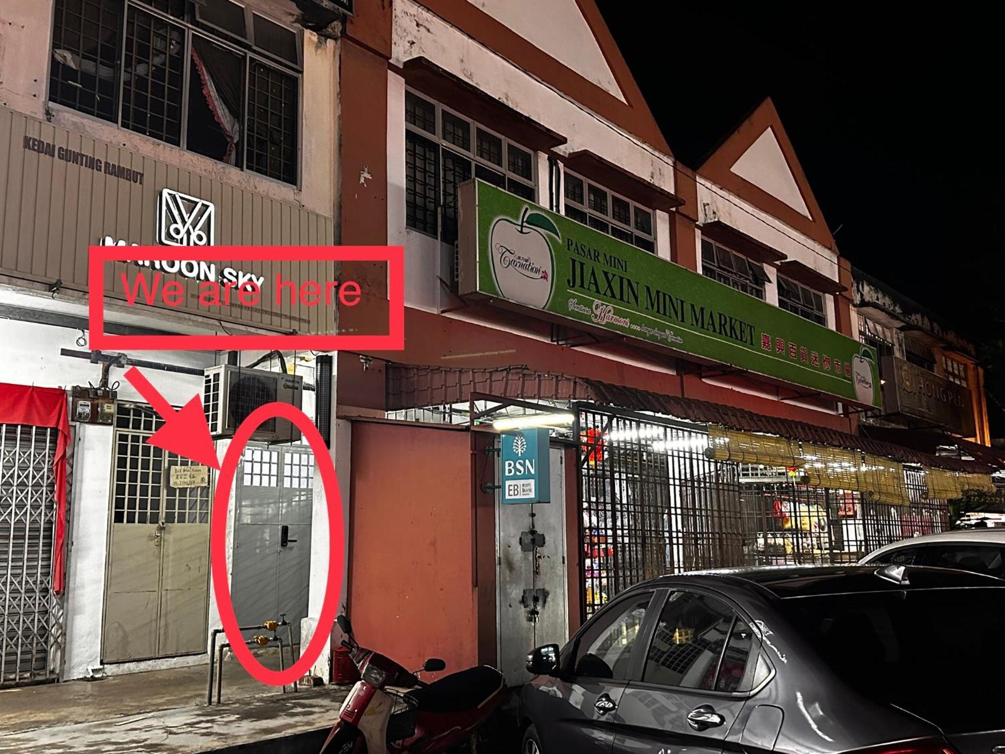 Jiaxin Dormitory - Puteri Wangsa 家馨旅舍 Ulu Tiram Exterior foto