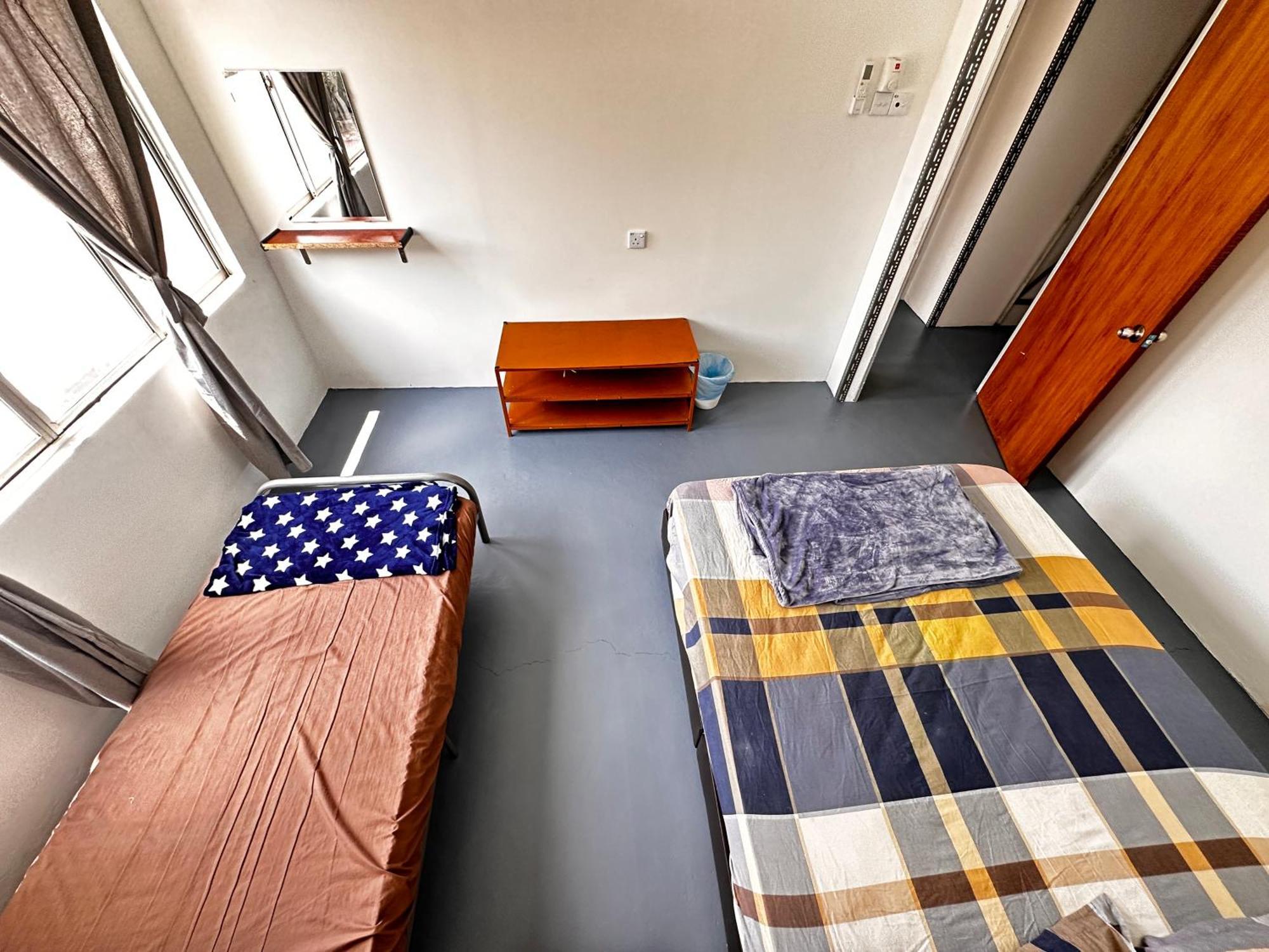 Jiaxin Dormitory - Puteri Wangsa 家馨旅舍 Ulu Tiram Exterior foto